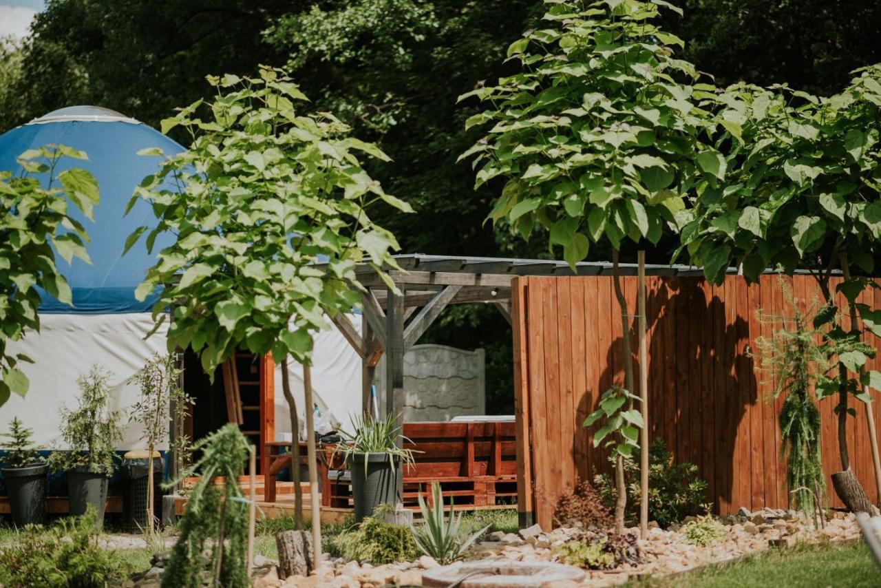 Aloha Glamp - Okragle Domki Przy Rzece - Balia I Sauna - Energylandia Zagornik Eksteriør bilde