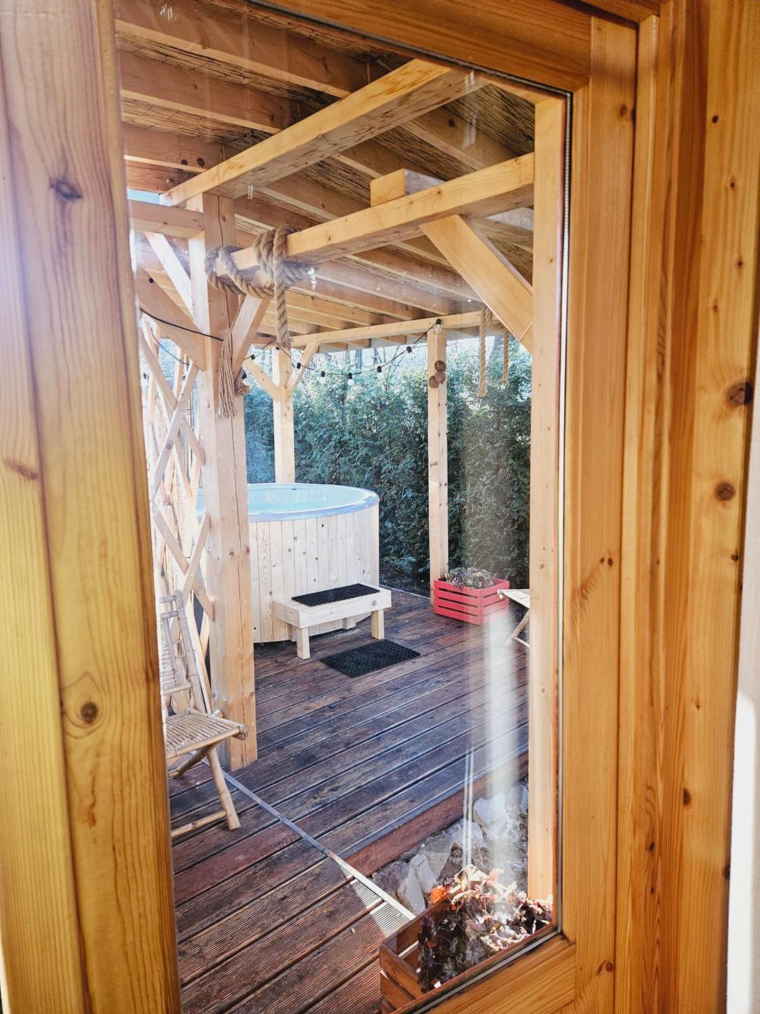 Aloha Glamp - Okragle Domki Przy Rzece - Balia I Sauna - Energylandia Zagornik Eksteriør bilde
